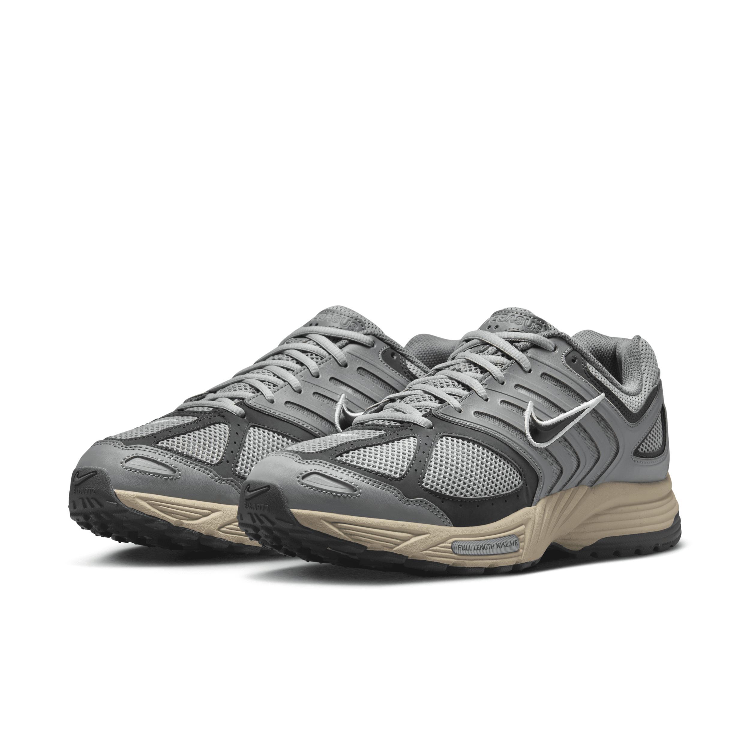 Nike Men's Air Pegasus 2005 Shoes Product Image