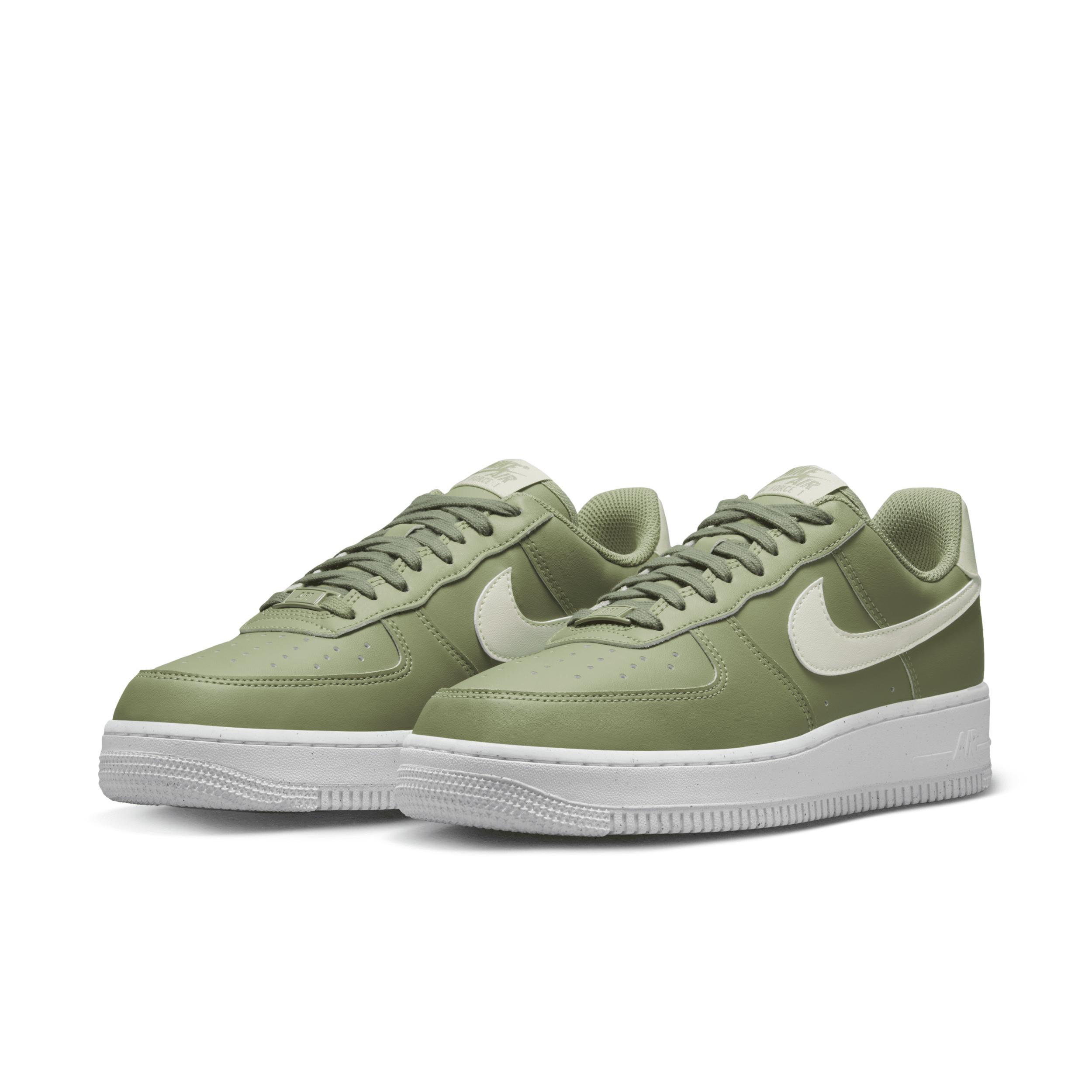 Nike Women's Air Force 1 '07 Shoes Product Image