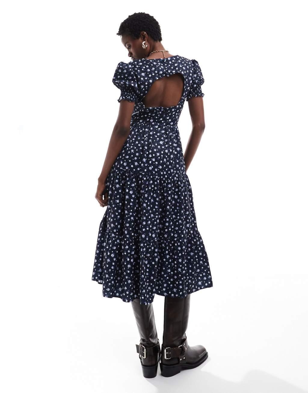 Daisy Street v neck midi tea dress in navy white floral Product Image