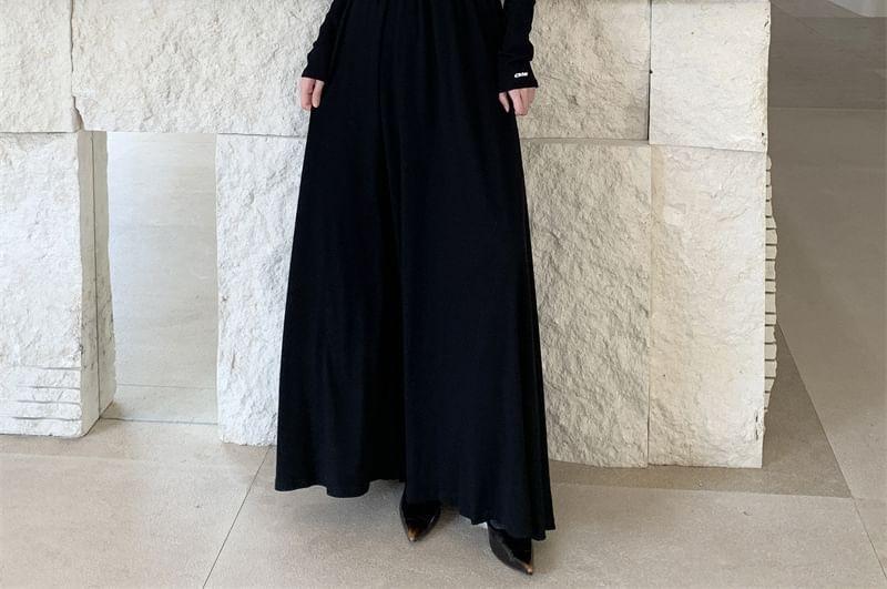 Set: Long-Sleeve Off-Shoulder Plain Maxi A-Line Dress + Patterned Belt Product Image