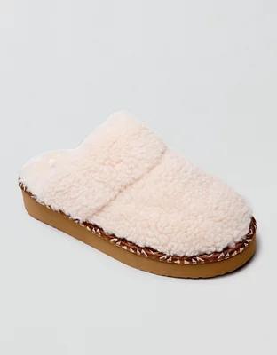 Minnetonka Cerise Slipper Product Image