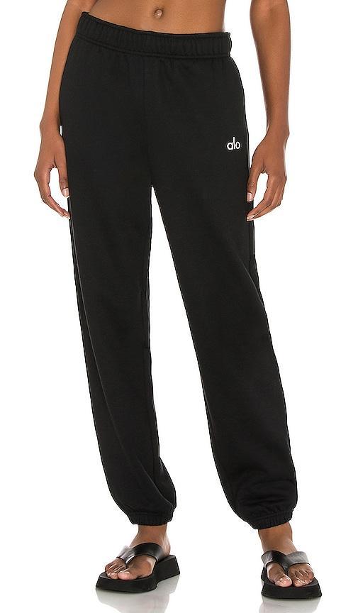 Accolade Sweatpant Product Image