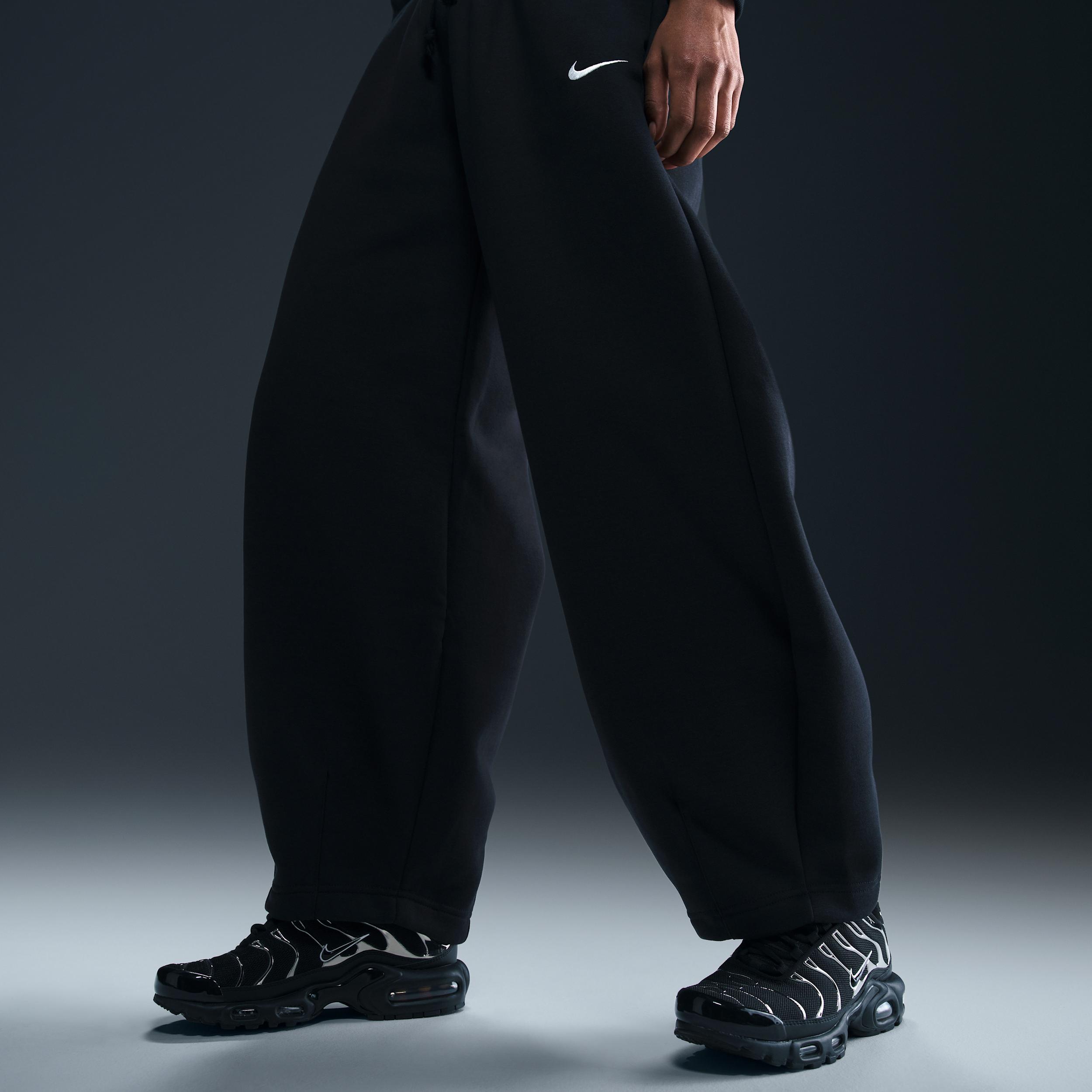 Women's Nike Sportswear Phoenix Fleece Mid-Rise Oversized Tapered Pants Product Image