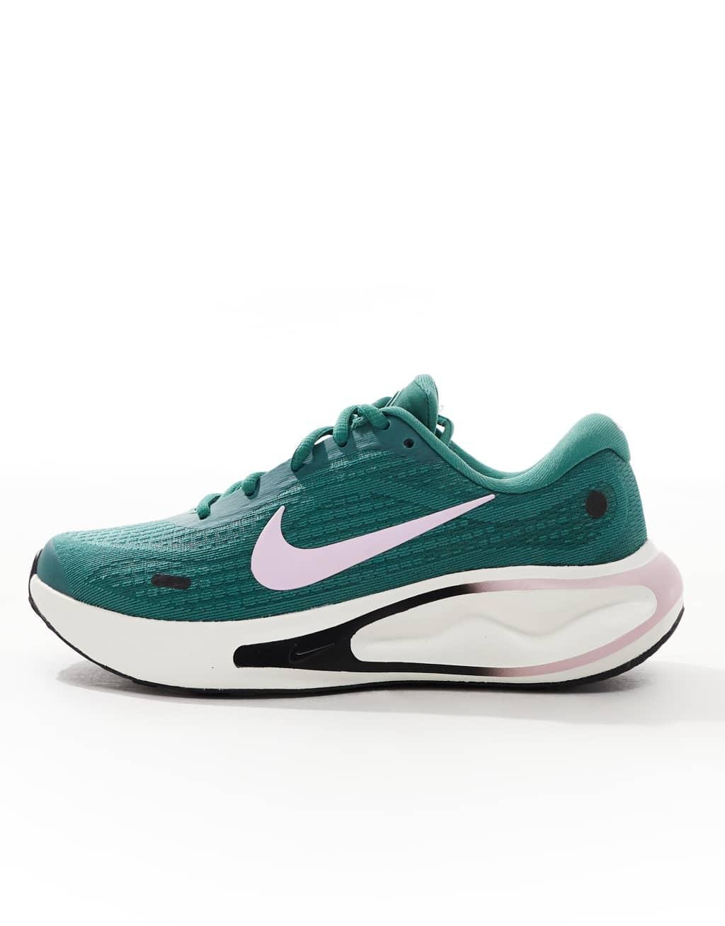 Nike Running Journey Run sneakers in green and pink Product Image