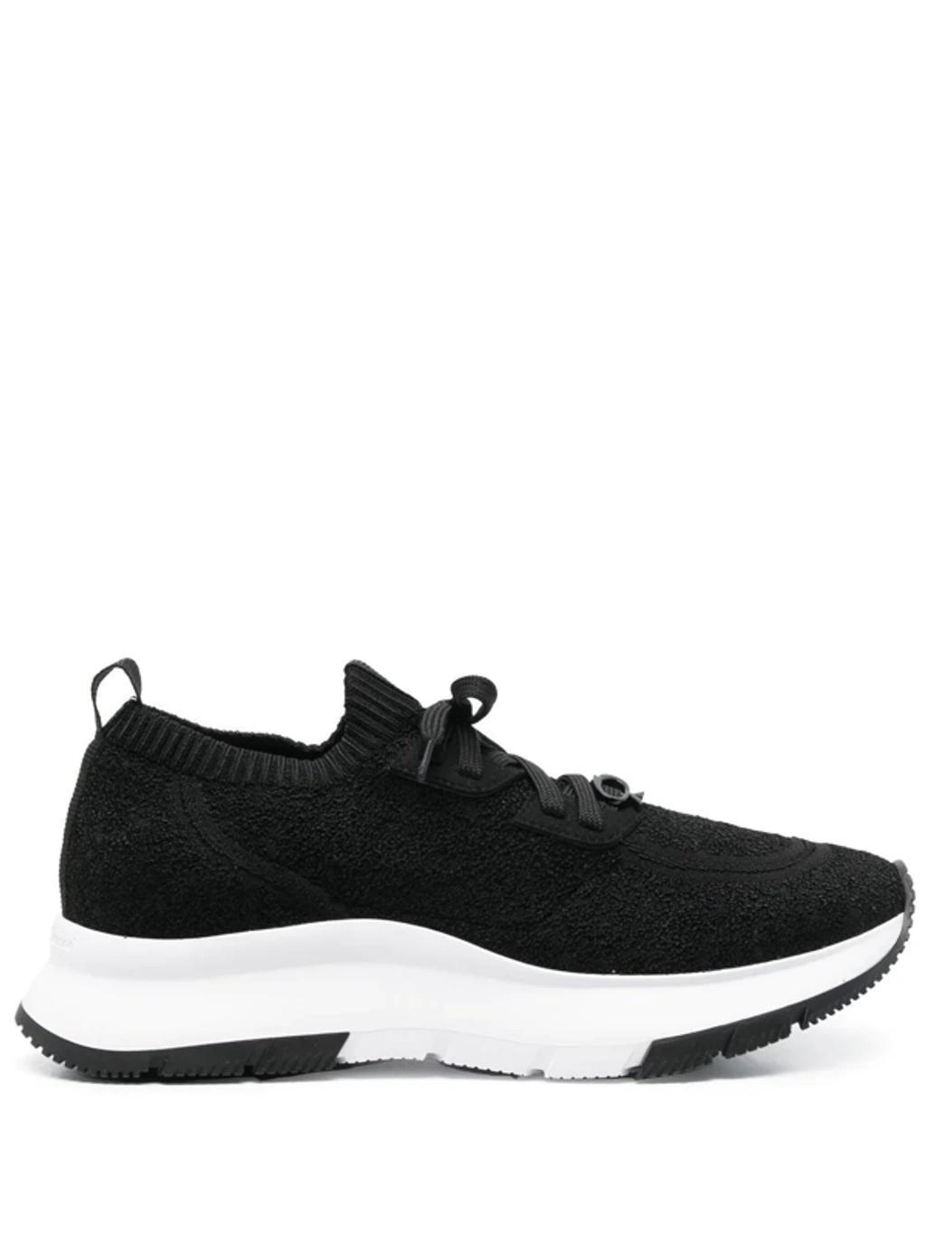 Stylish Black Sneakers For Women Product Image