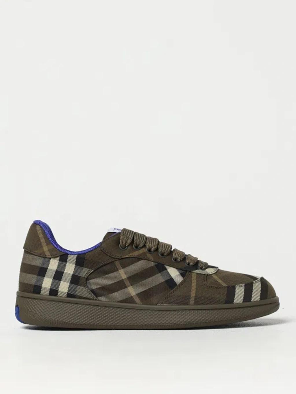 BURBERRY Sneakers In Green Product Image