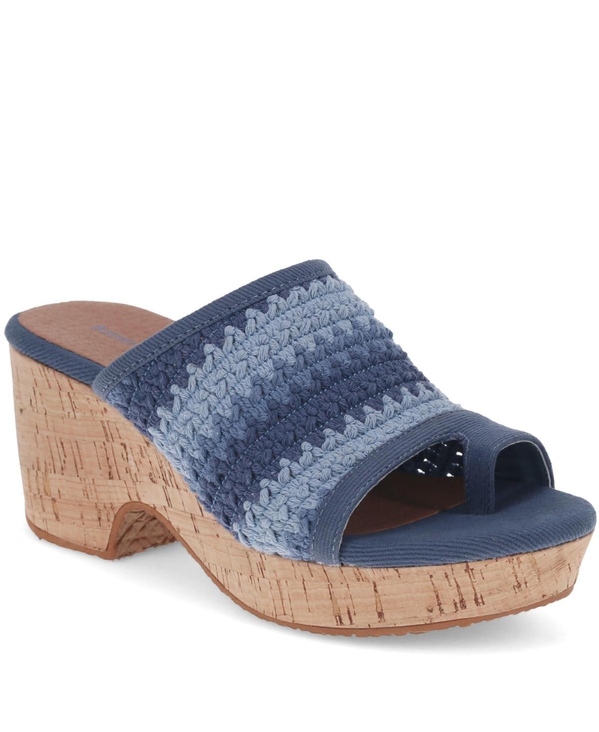 Bare Traps Womens Bethie Wedge Sandal Product Image