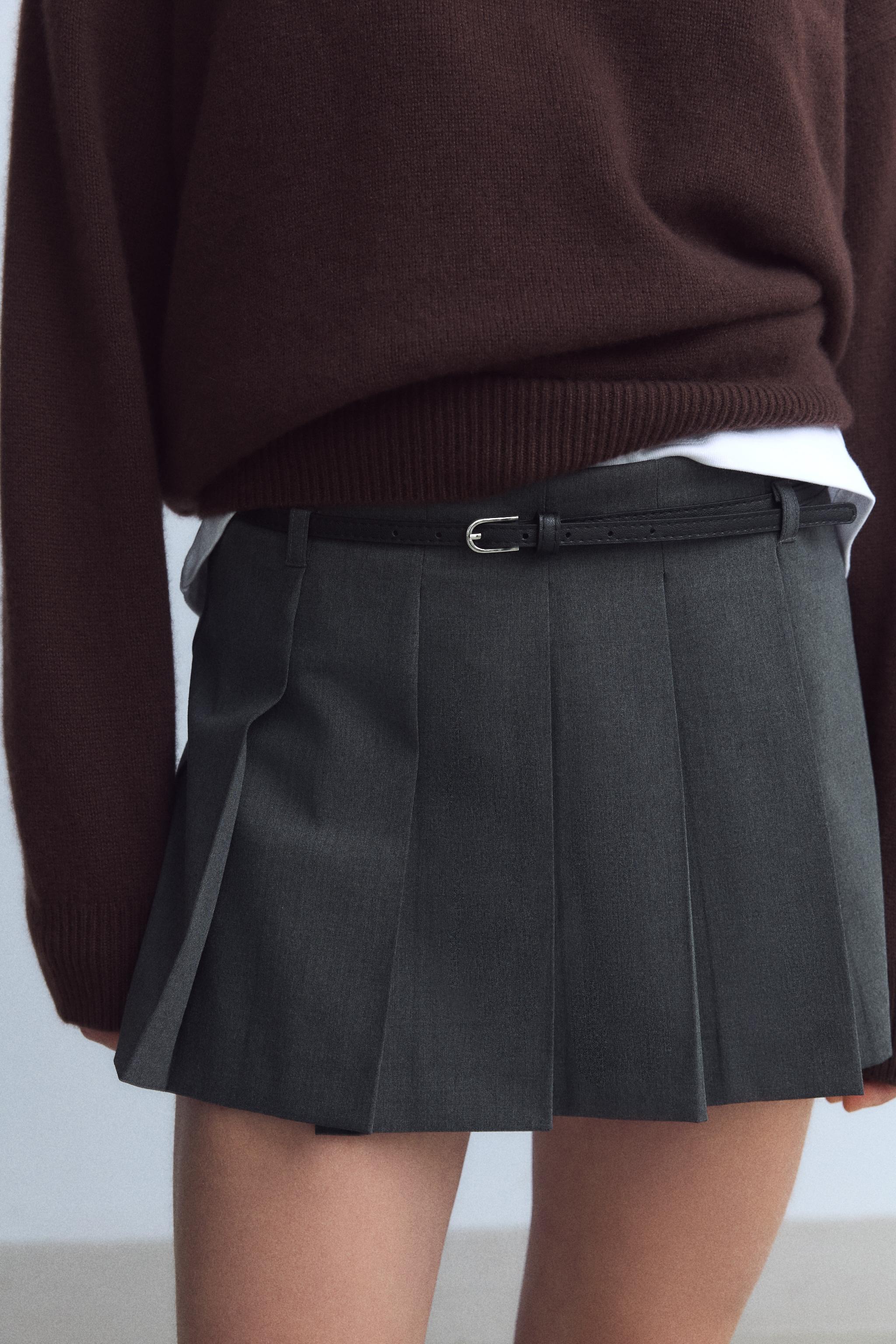 BELTED BOX PLEAT SKORT Product Image