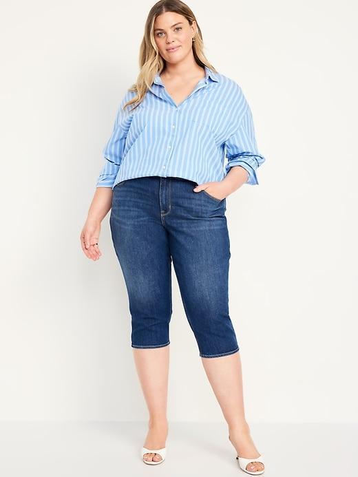 Mid-Rise Wow Capri Jeans Product Image