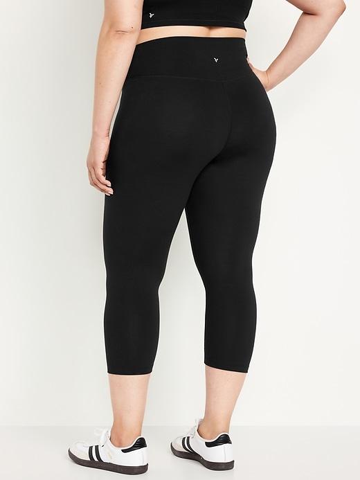 Extra High-Waisted PowerChill Crop Leggings Product Image