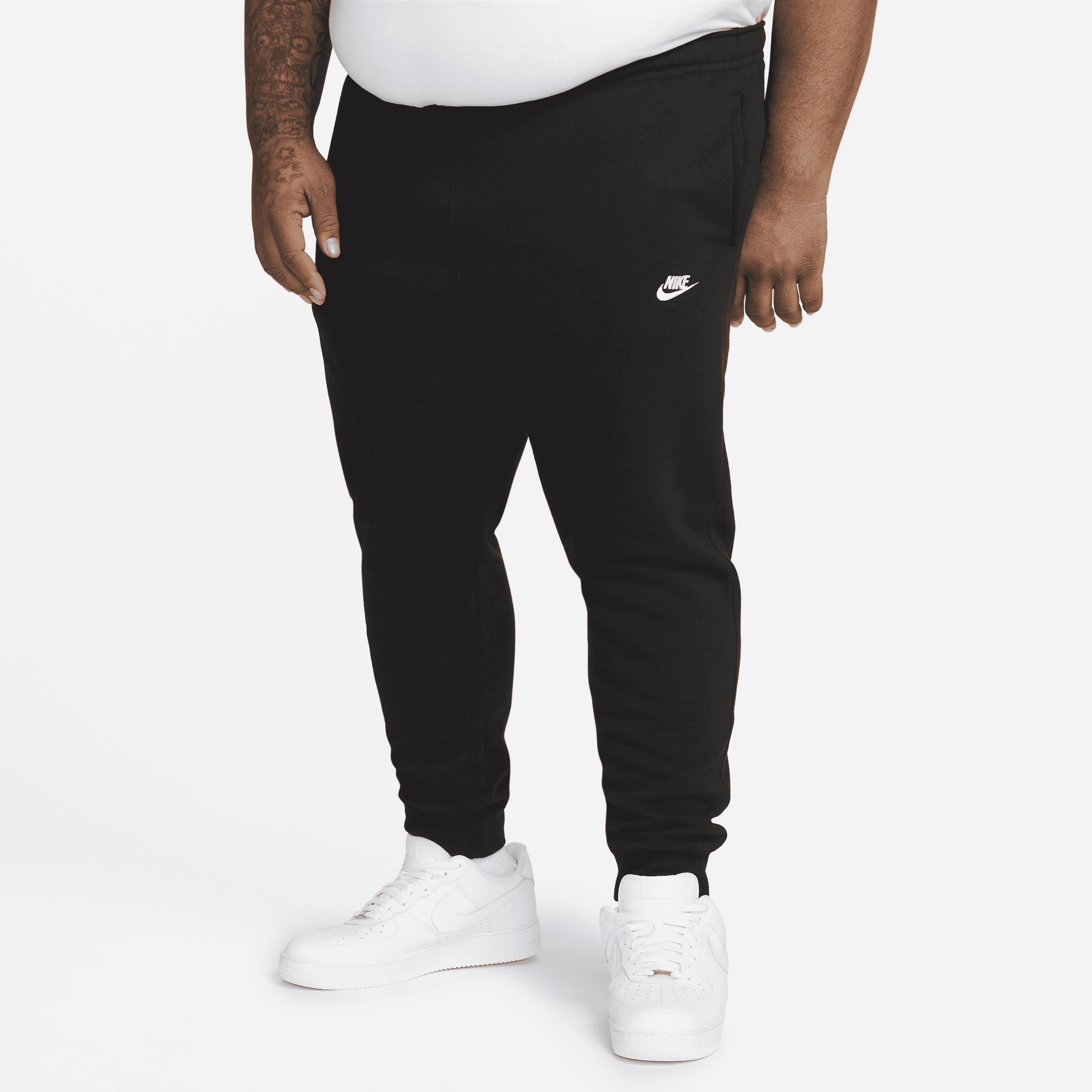 Nike Club Fleece cuffed sweatpants in black - BLACK Product Image