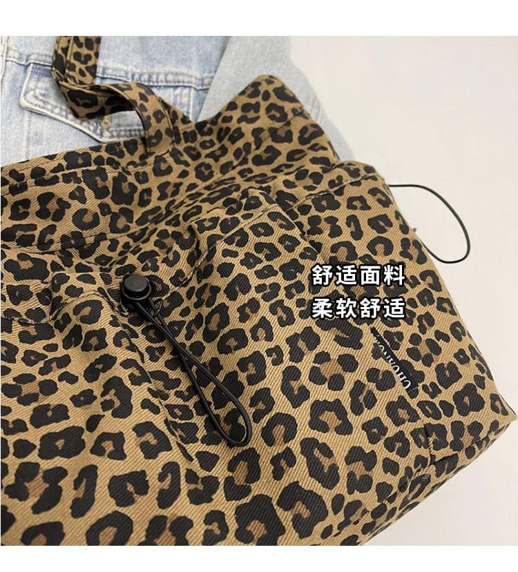 Leopard Print Drawstring Tote Bag Product Image