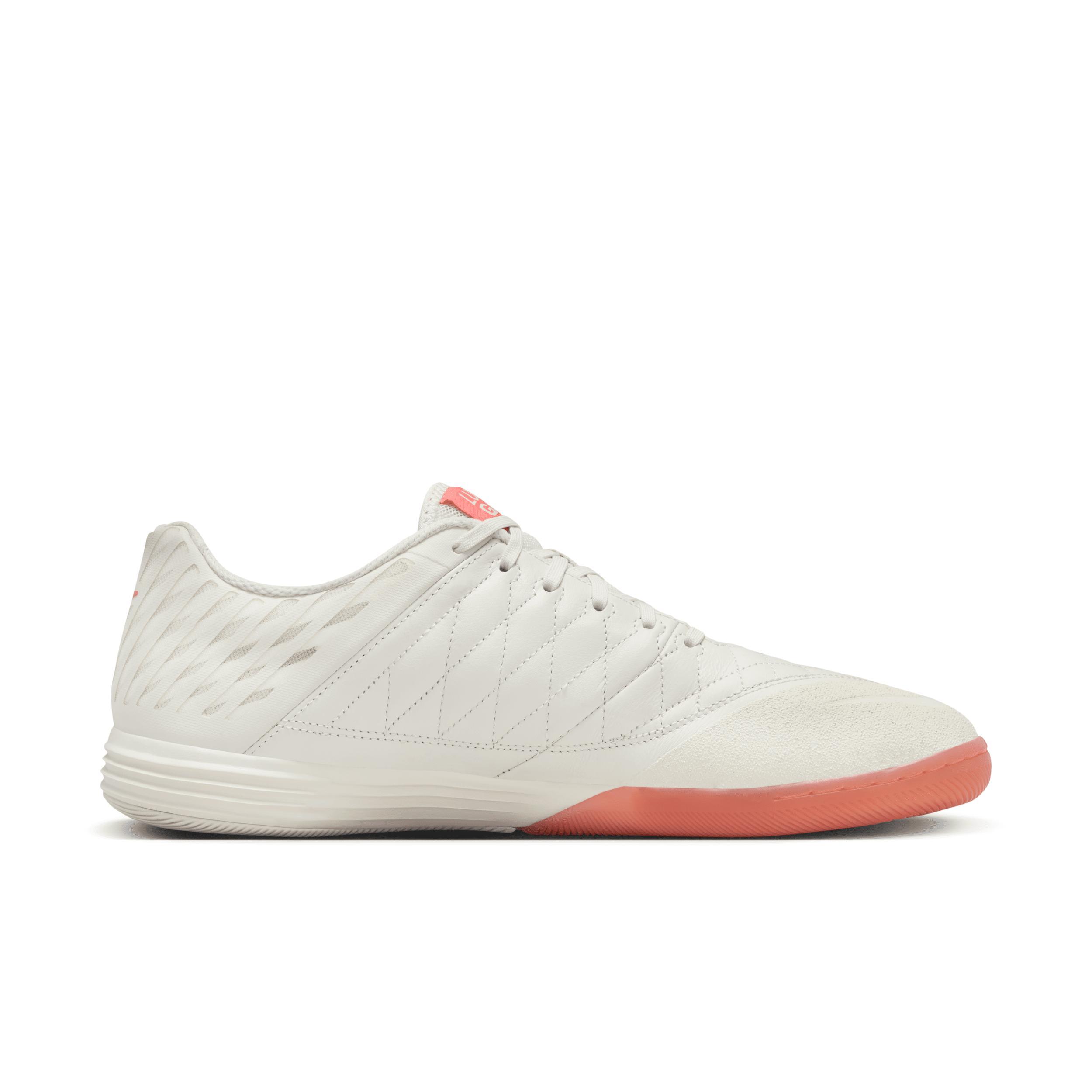 Nike Lunargato II Indoor/Court Low-Top Soccer Shoes Product Image