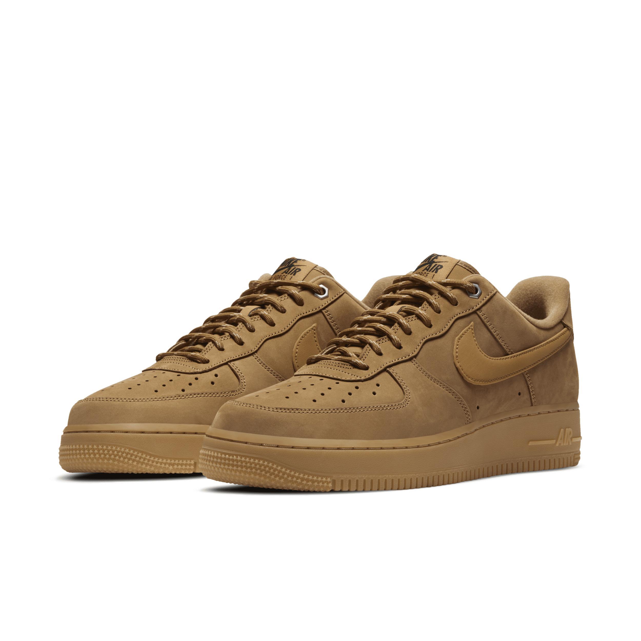 Nike Men's Air Force 1 '07 WB Shoes Product Image