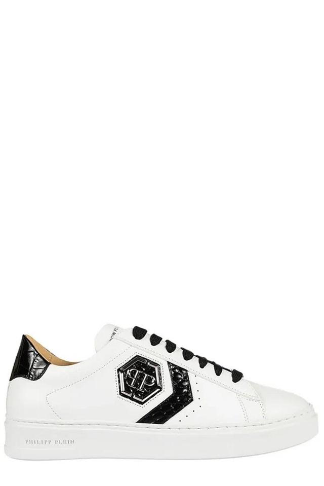 Hexagon Low Top Sneakers In Black Product Image