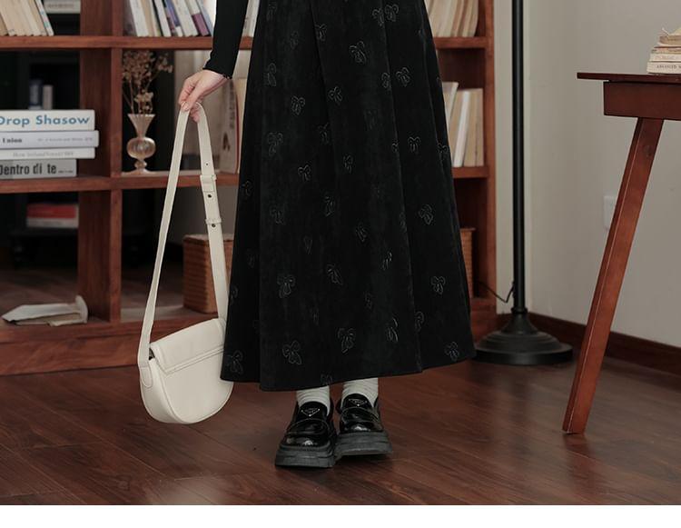 Long-Sleeve Turtleneck Plain Knit Top / Bow Embroidered Maxi Pinafore Dress Product Image