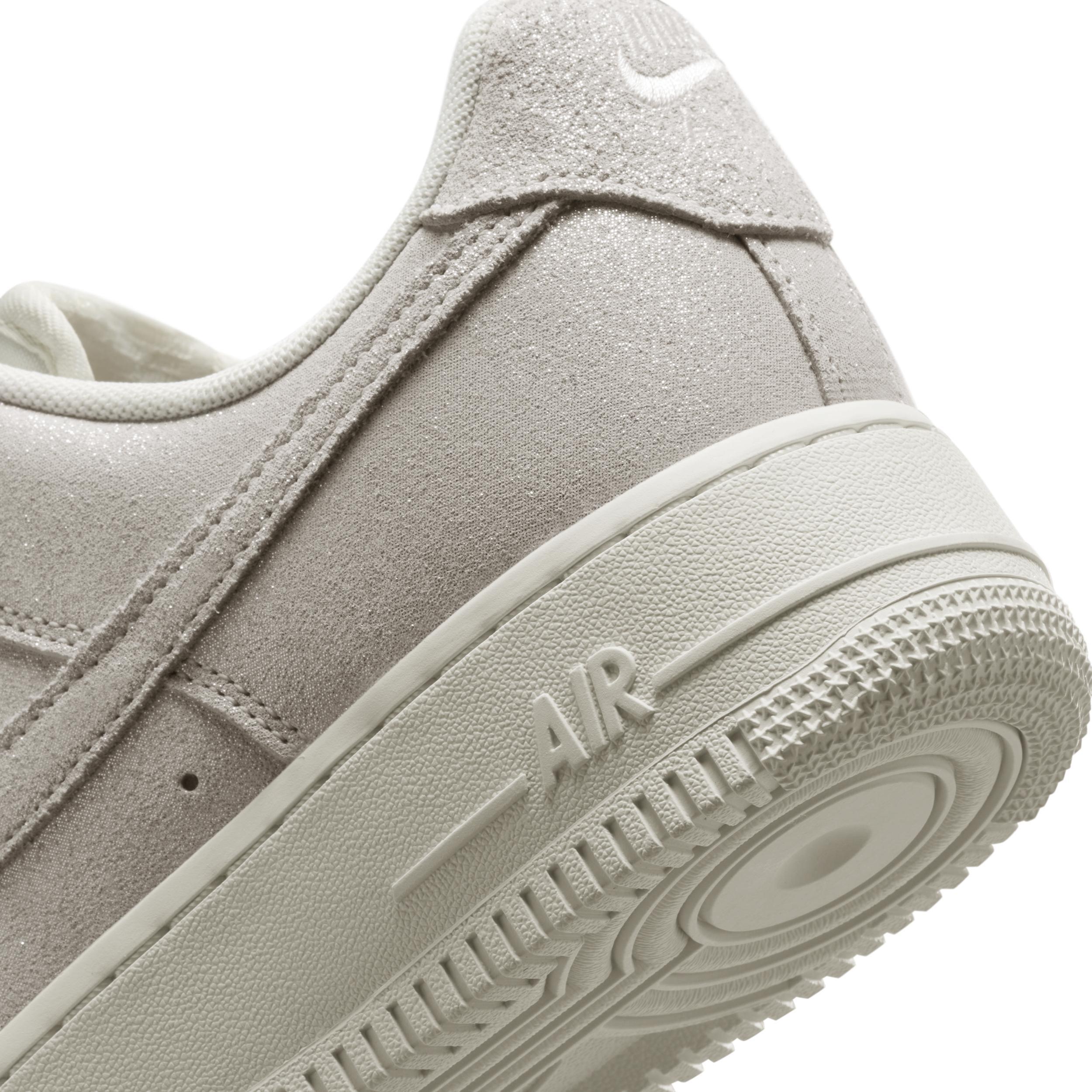 Nike Air Force 1 '07 SE Women's Shoes Product Image