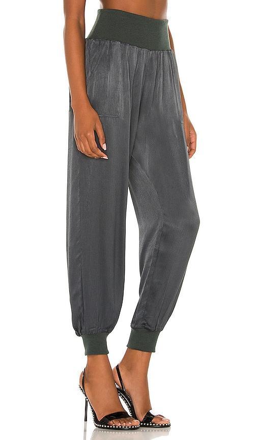 Bobi BLACK Sleek Textured Pant Size L, S, XL, XS. Product Image