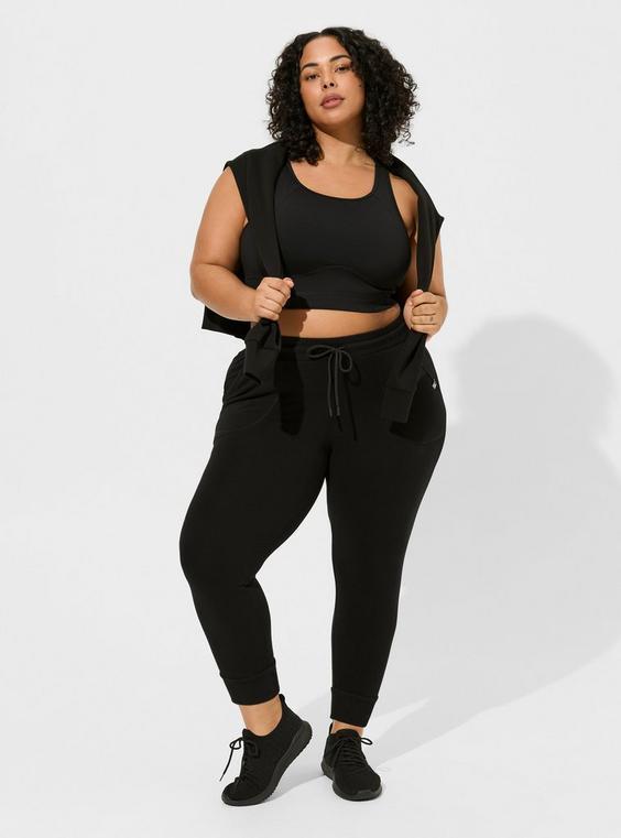 Everyday Fleece Crop Active Jogger In Fit Product Image