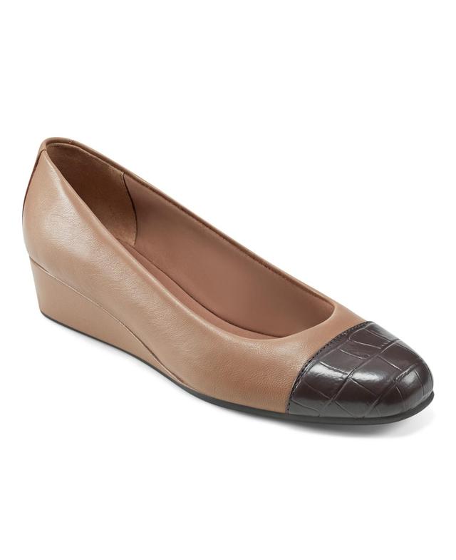 Easy Spirit Gracey Wedge Pump Product Image