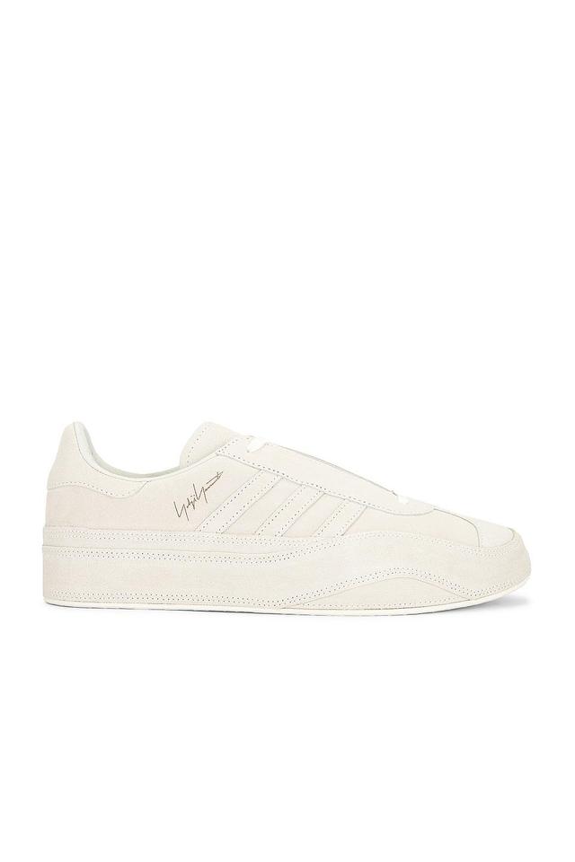 Y-3 Yohji Yamamoto Y-3 Gazelle in Off White - White. Size 8 (also in 9.5). Product Image