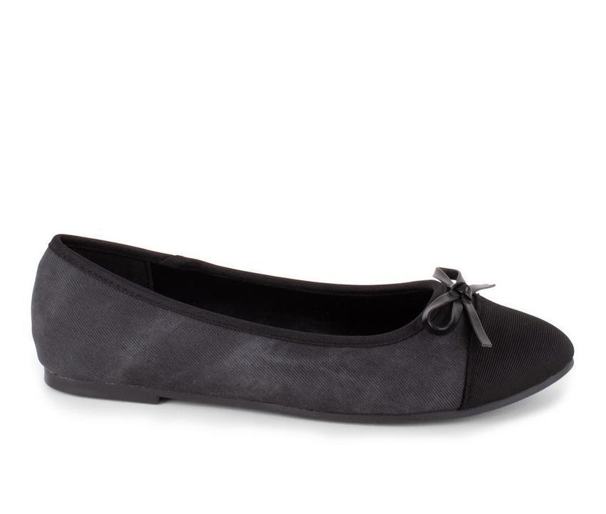 Women's Tahari Geneva Flats Product Image