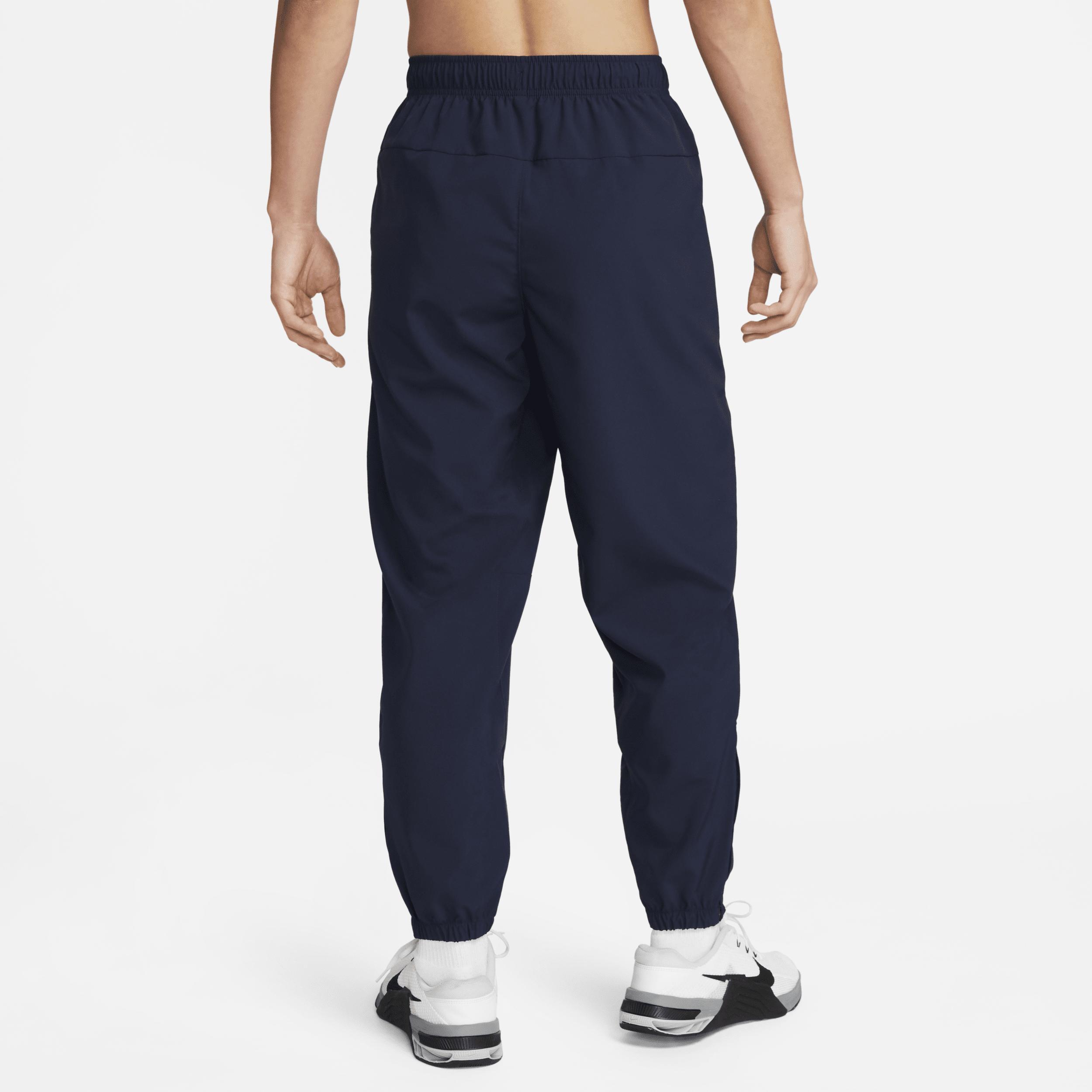 Nike Men's Form Dri-FIT Tapered Versatile Pants Product Image