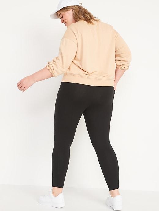 High-Waisted Side Pocket 7/8 Leggings Product Image