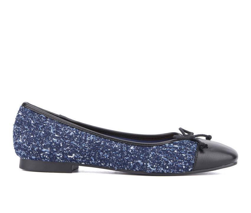 Women's New York and Company Patricia Flats Product Image