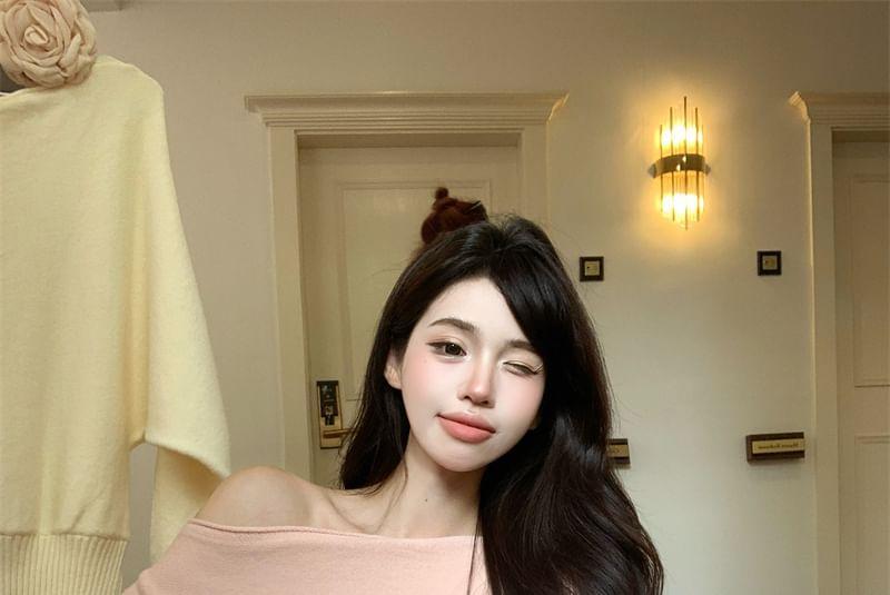 Puff-Sleeve One-Shoulder Plain Sweater Product Image