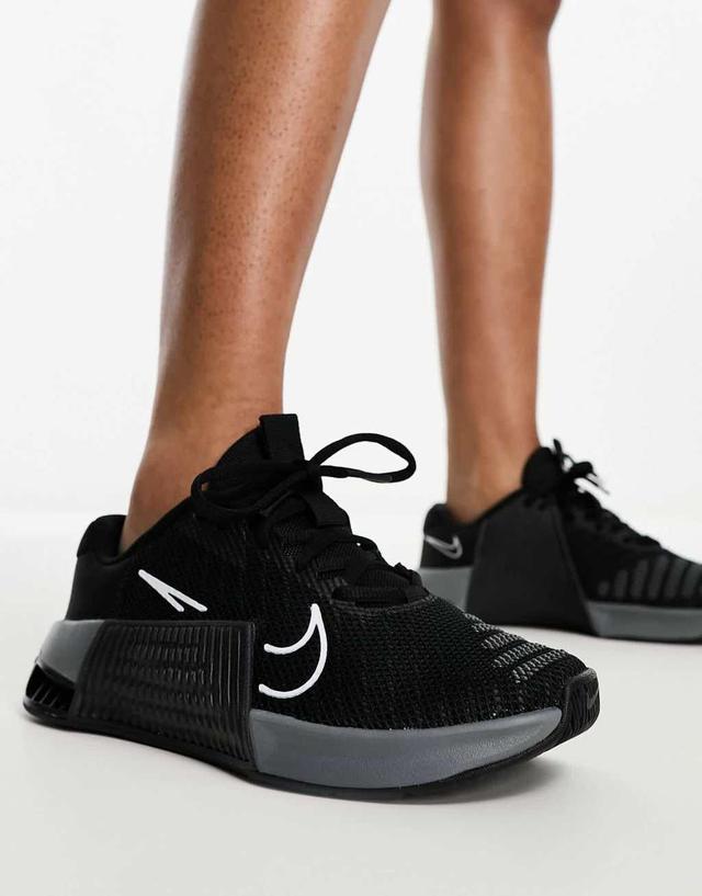 Nike Training Metcon 9 sneakers in black Product Image