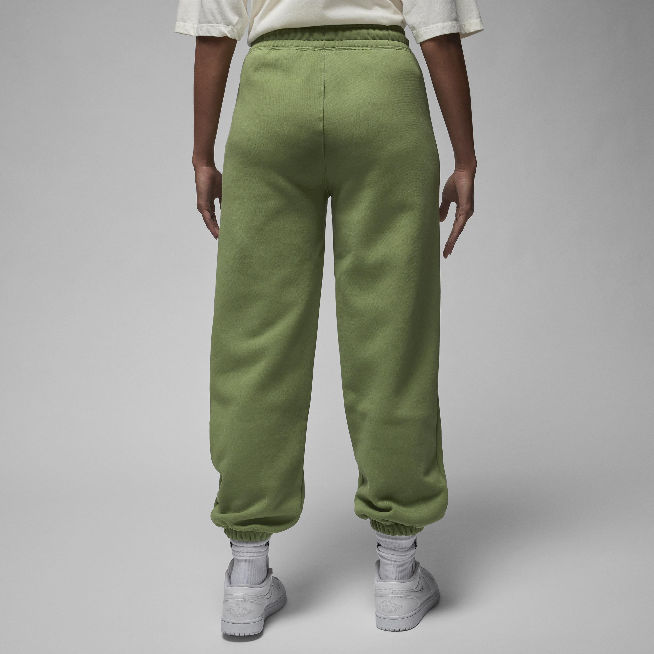 Women's Jordan Flight Fleece Pants Product Image