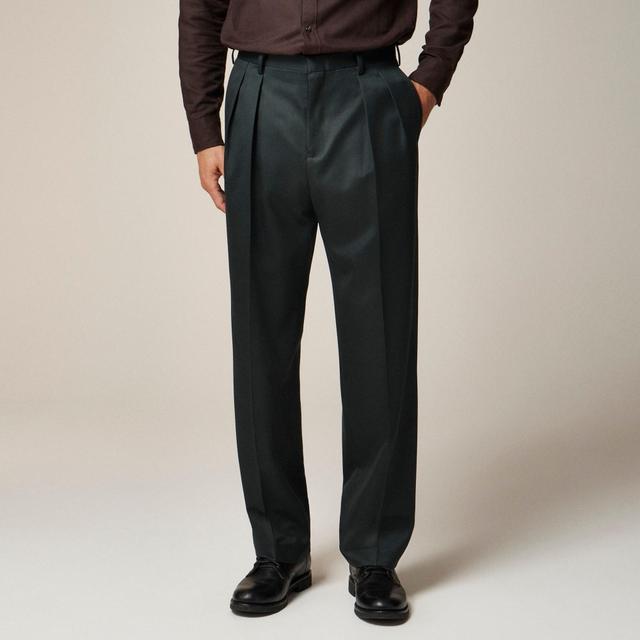 Relaxed-fit double-pleated trouser in Italian wool cavalry twill Product Image