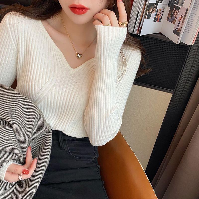 Long-Sleeve Notch Neck Plain Ribbed Slim Fit Crop Knit Top Product Image