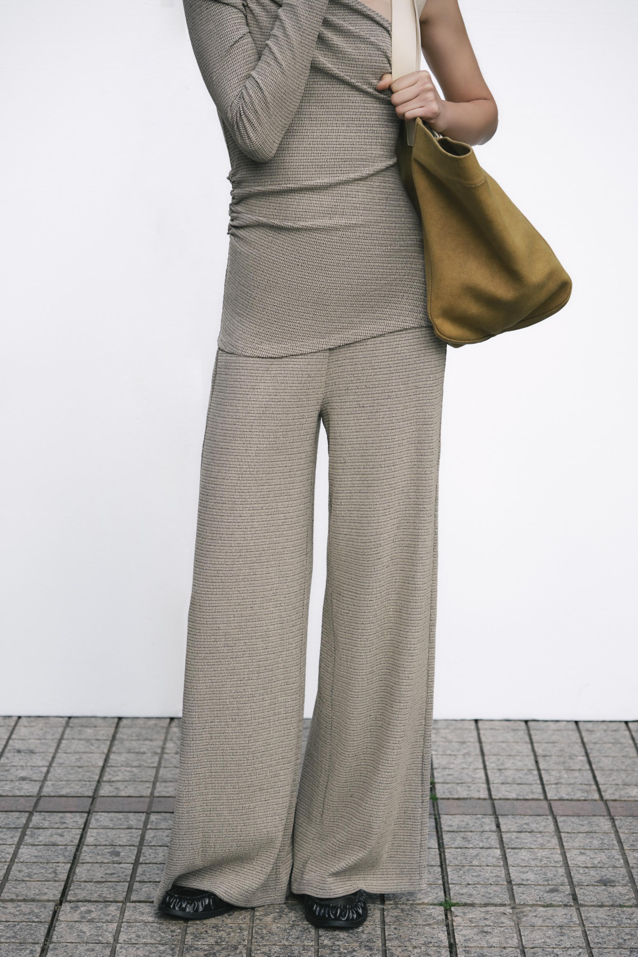 TEXTURED WIDE LEG PANTS Product Image