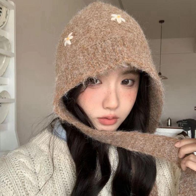 Floral Embroidered Knit Hat Product Image