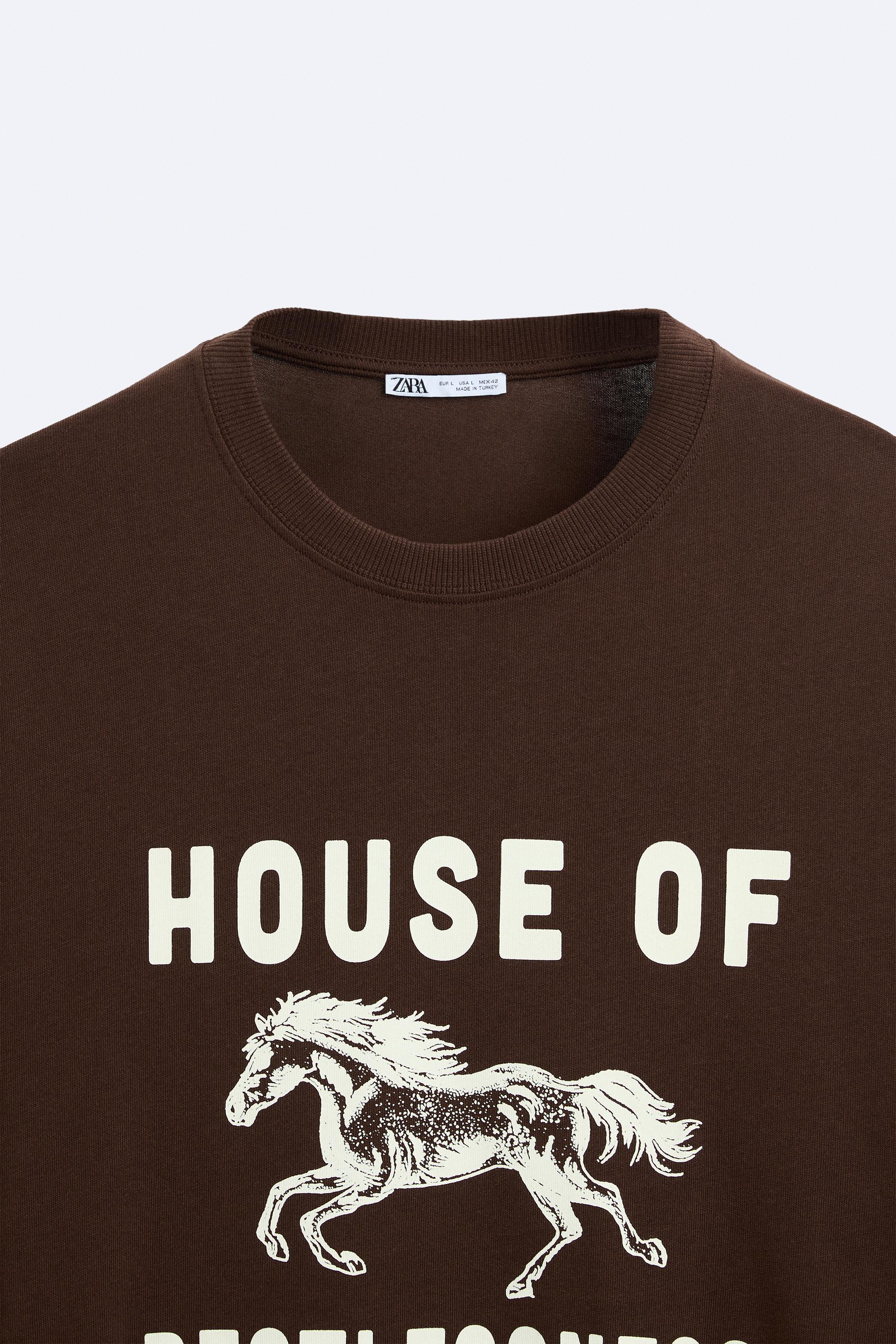 HORSE PRINT T-SHIRT Product Image