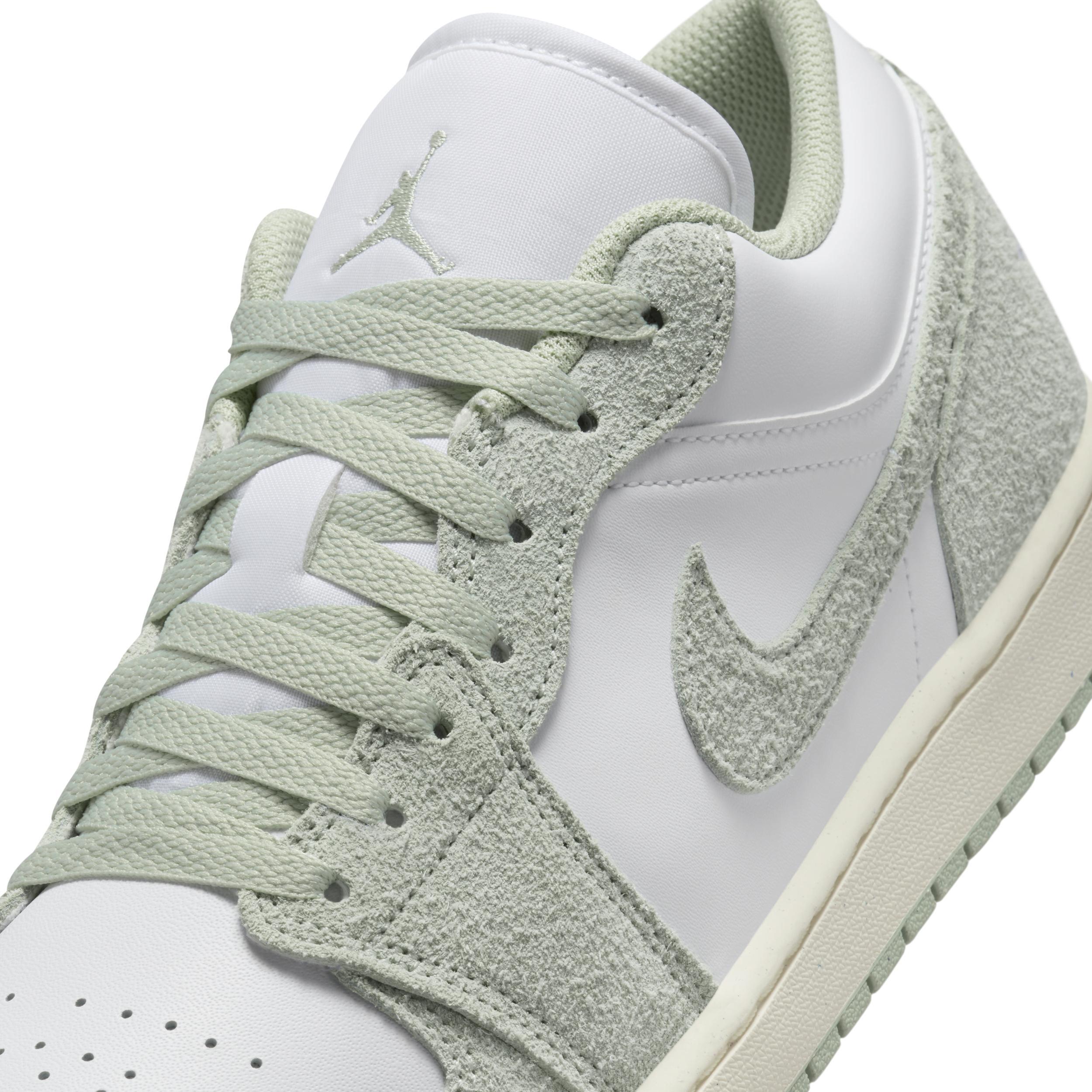 Men's Air Jordan 1 Low SE Shoes Product Image