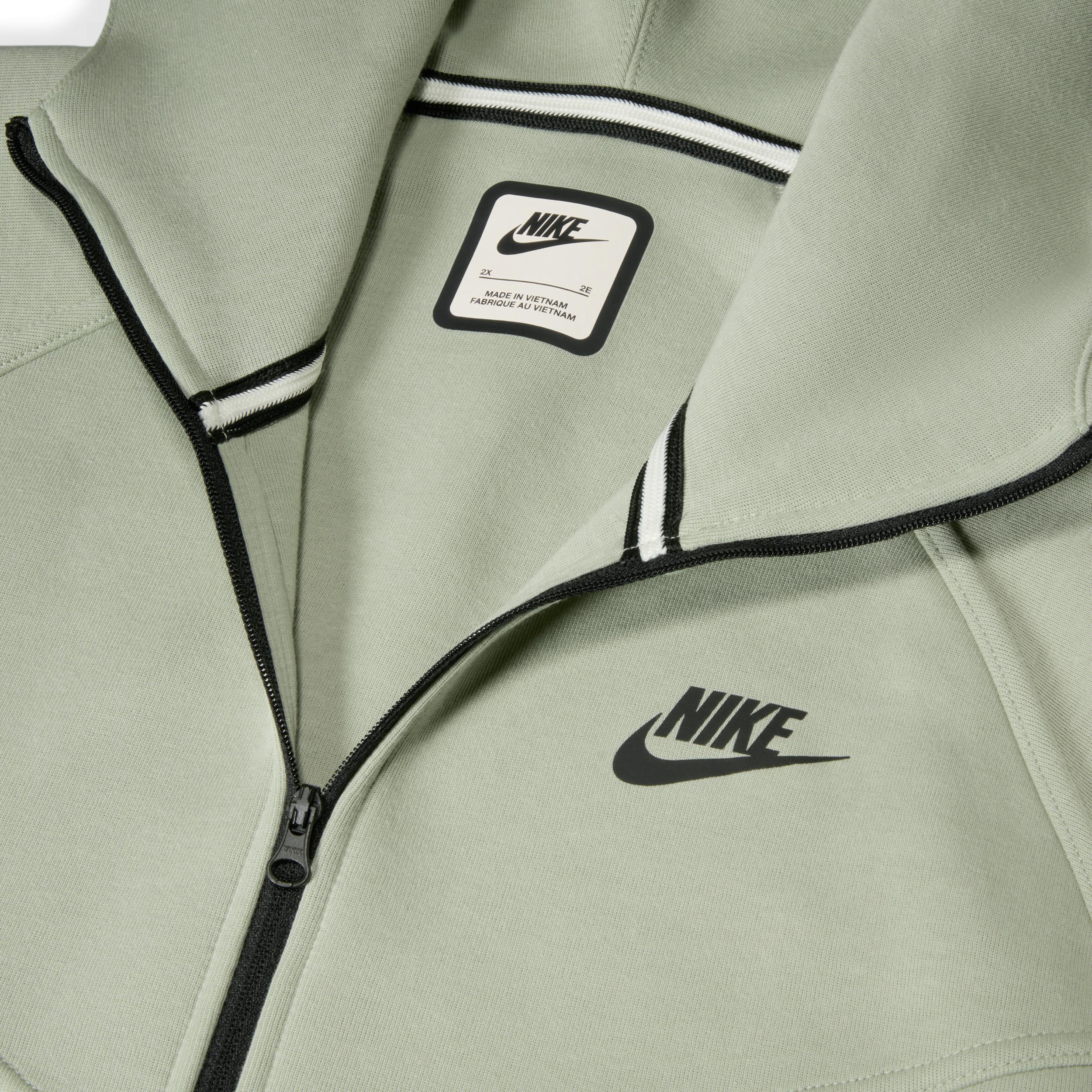 Womens Nike Sportswear Tech Fleece Windrunner Full-Zip Hoodie (Plus Size) Product Image