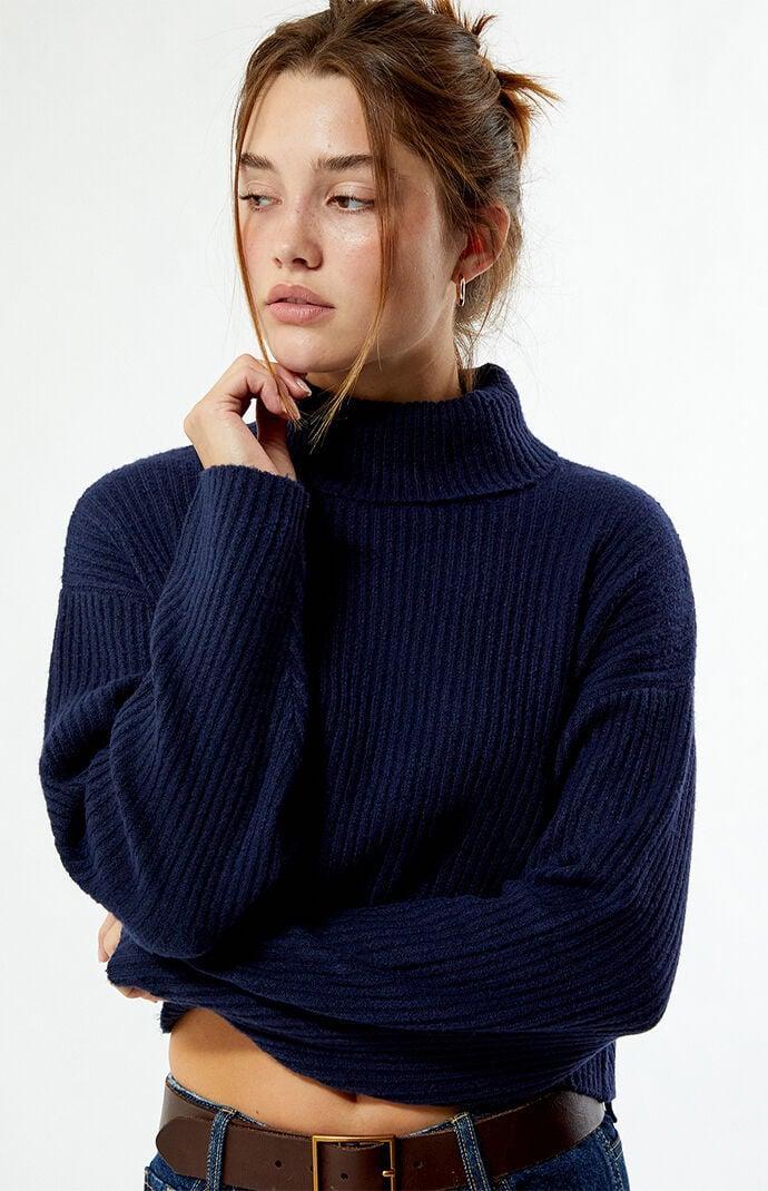 Women's Easy Cropped Turtleneck Sweater Product Image