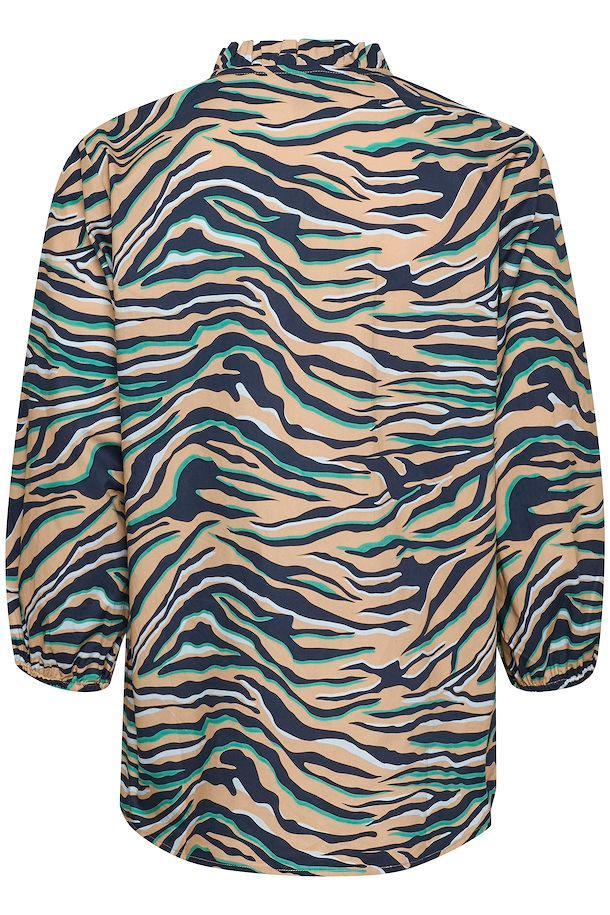 CUrusha Long sleeved shirt Product Image