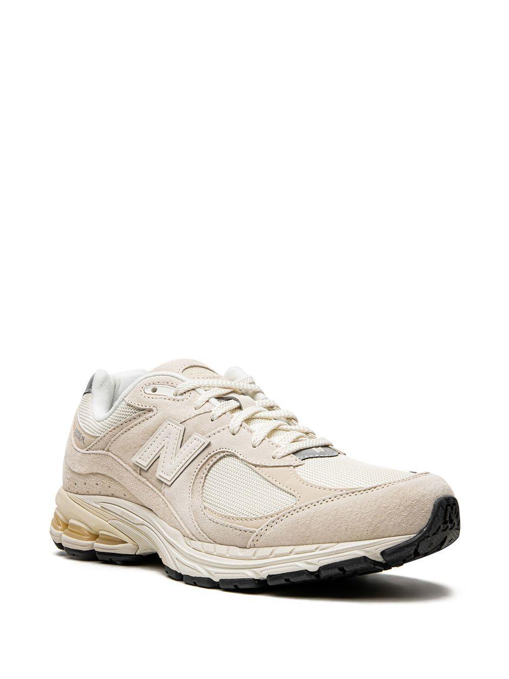 NEW BALANCE 2002r Low-top Sneakers In Neutrals Product Image