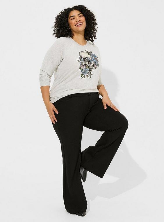 Mid-Rise Bootcut Trouser A-Line Flare Luxe Ponte Pant Product Image