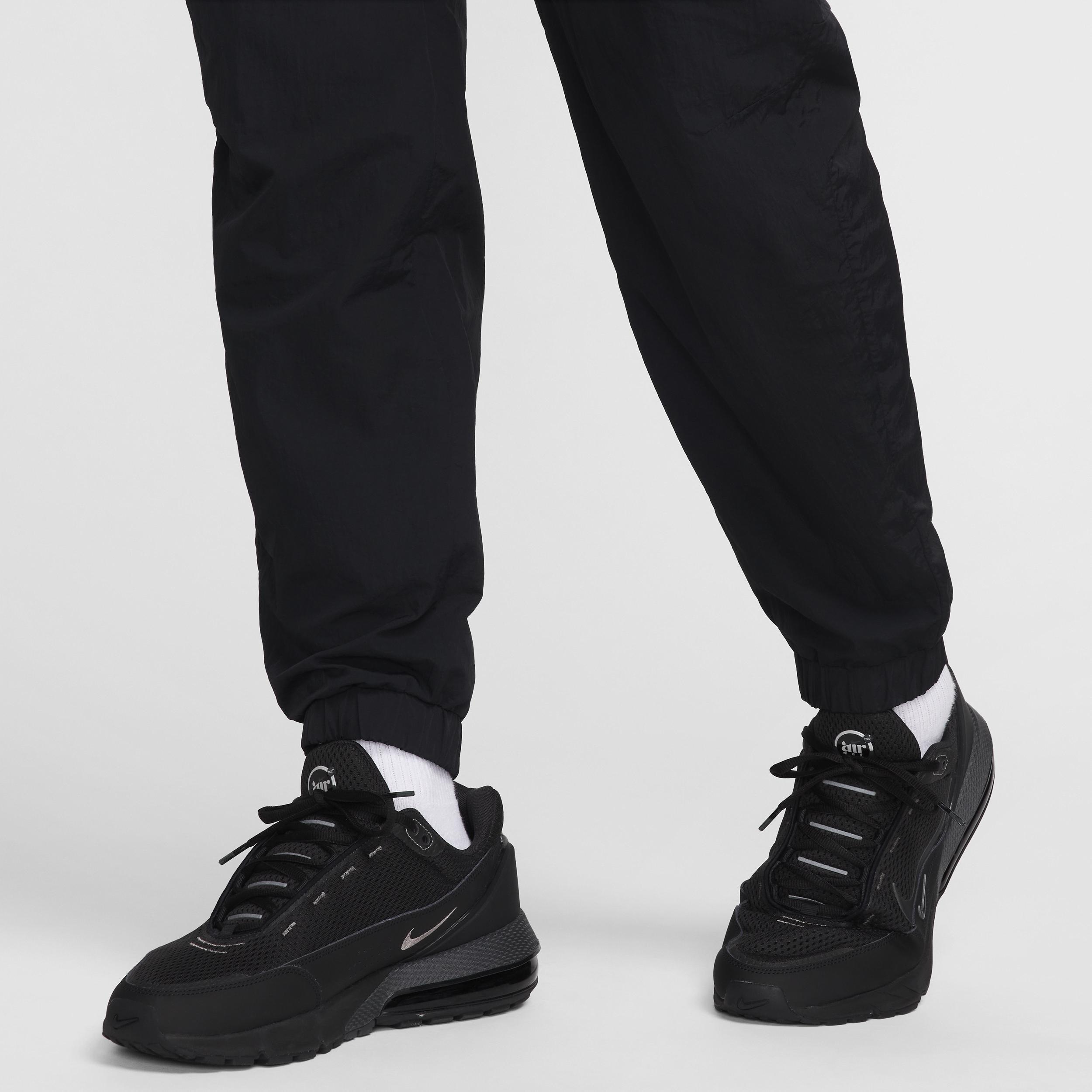 Nike Men's Tech Woven Straight Leg Pants Product Image