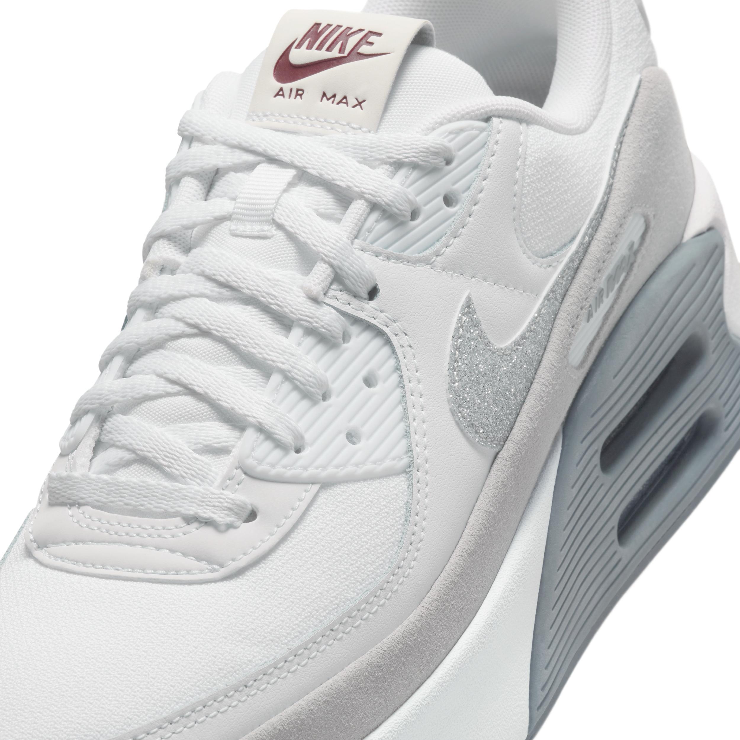 Nike Women's Air Max 90 LV8 Shoes Product Image