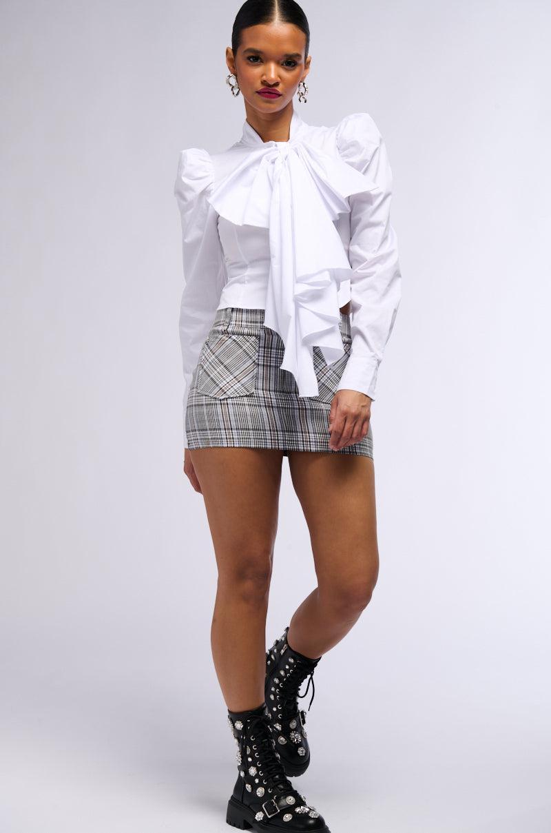 RUSHING BACK PLAID MINI SKIRT Product Image