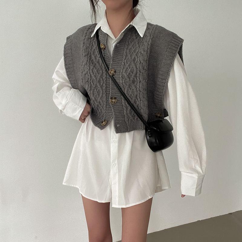 Short-Sleeve Plain Cable-Knit Cardigan Product Image