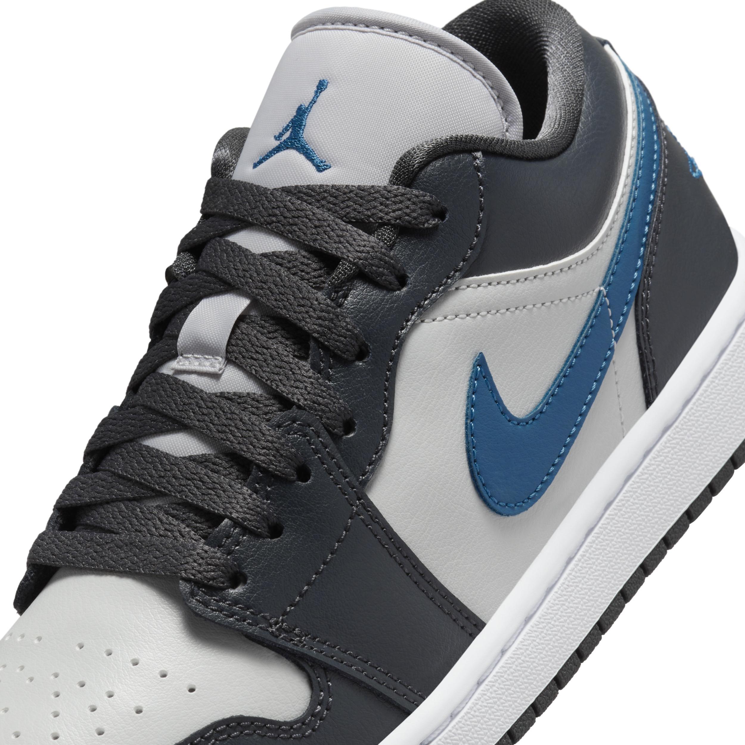 Air Jordan 1 Low Women's Shoes Product Image