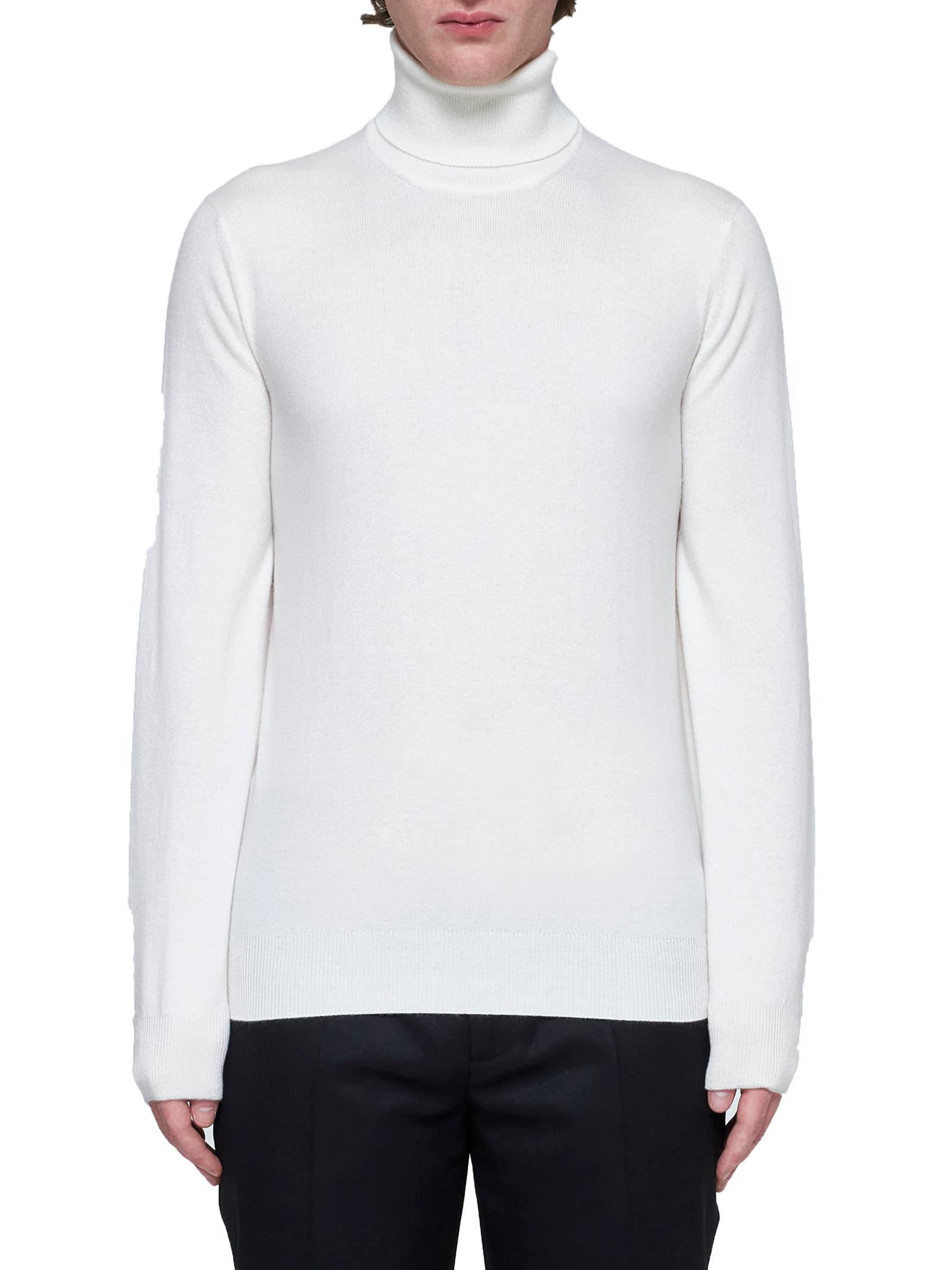 Sweater In White Product Image