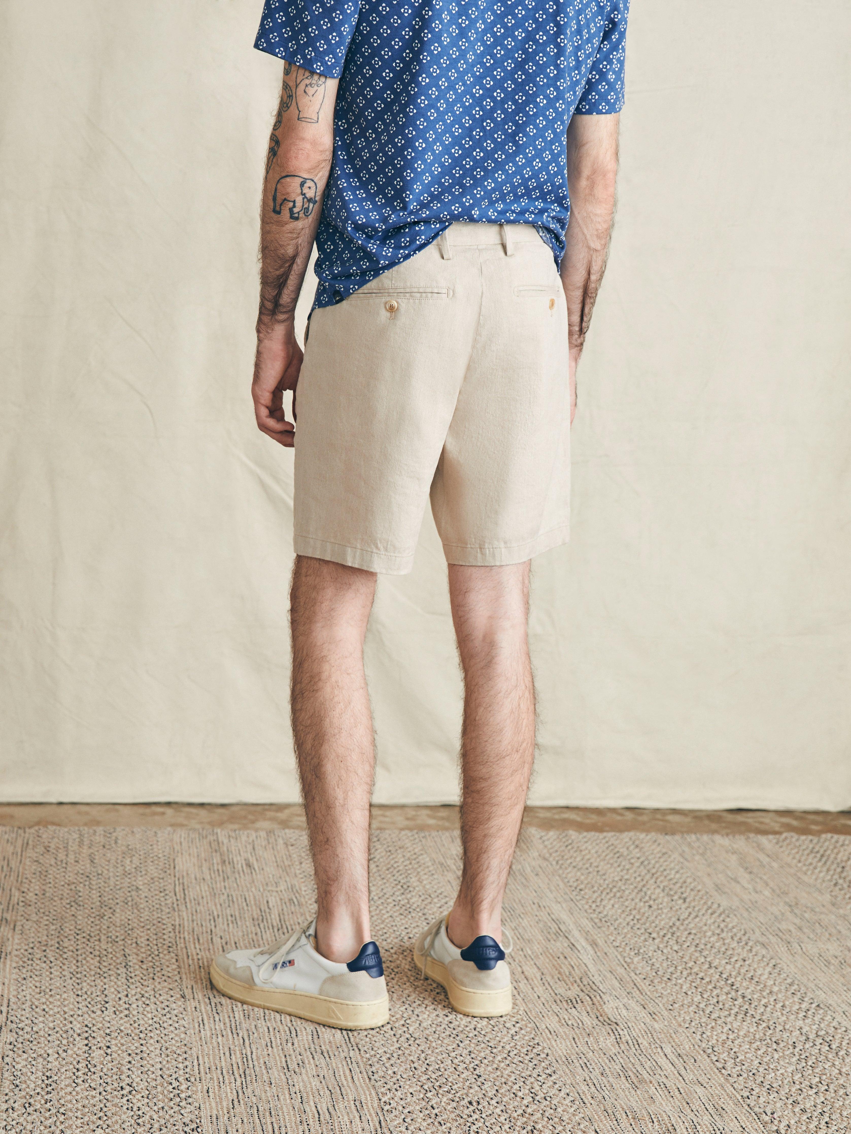 Movement™ Flex Linen Short - Natural Male Product Image